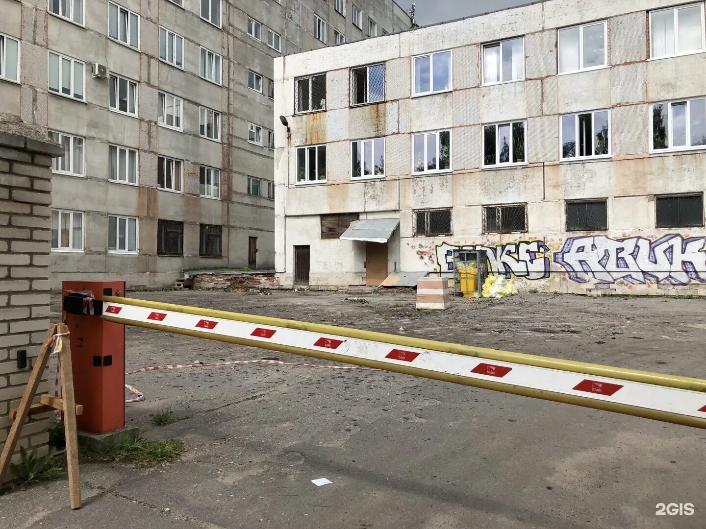 Поликлиника гатчина, ул. Терапевтический корпус црб гатчина. Гатчина рощинская улица, 15в. Гатчинская клиническая межрайонная больница. Гбуз гатчинская клиническая.