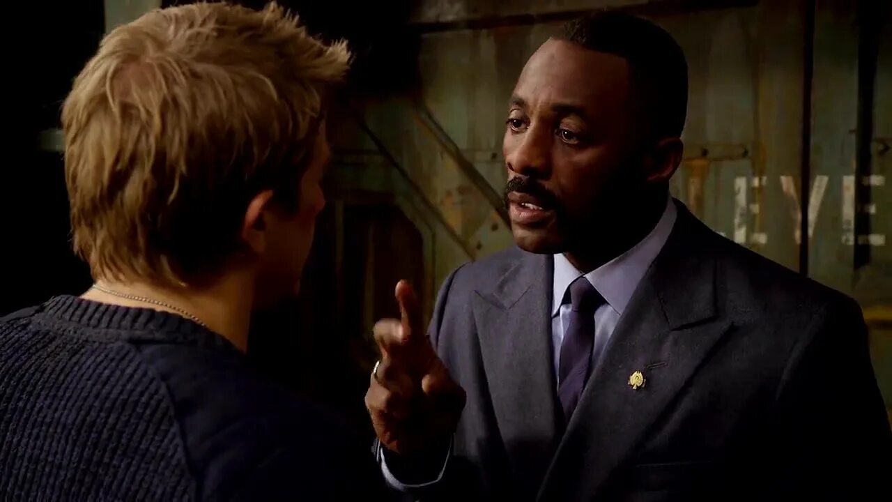 Мэг райан в фильме город ангелов. Althans club игрушки. Гифки продолжай. Сумерки обои. Идрис эльба тихоокеанский рубеж.