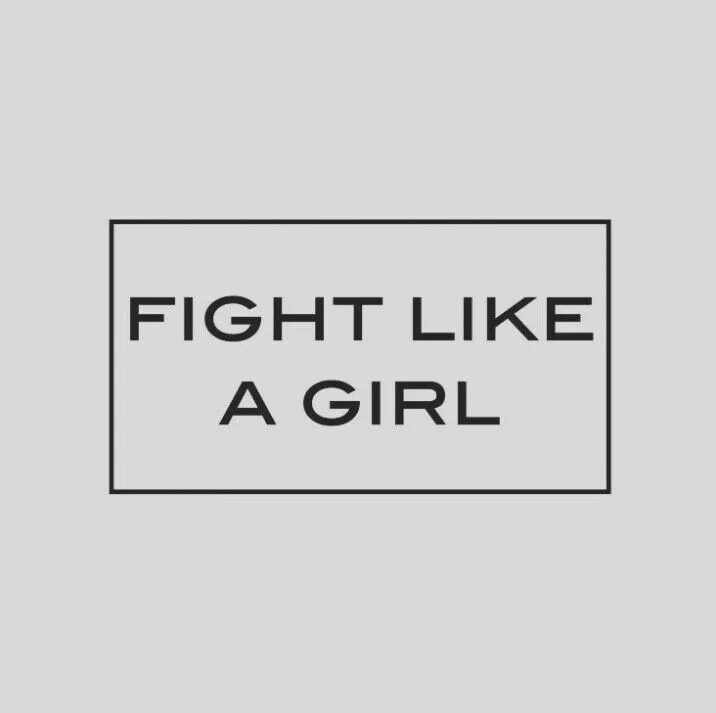 Fight like a girl. Like girls надпись. Фото Fight like a girl. That is the girl i like