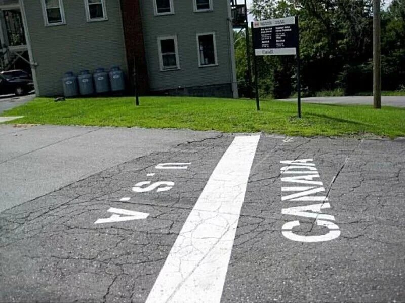 Как выглядит граница между странами. Граница уругвая и бразилии. Как выглядит граница между странами. Азербайджано-иранская граница. Как выглядит граница между странами.