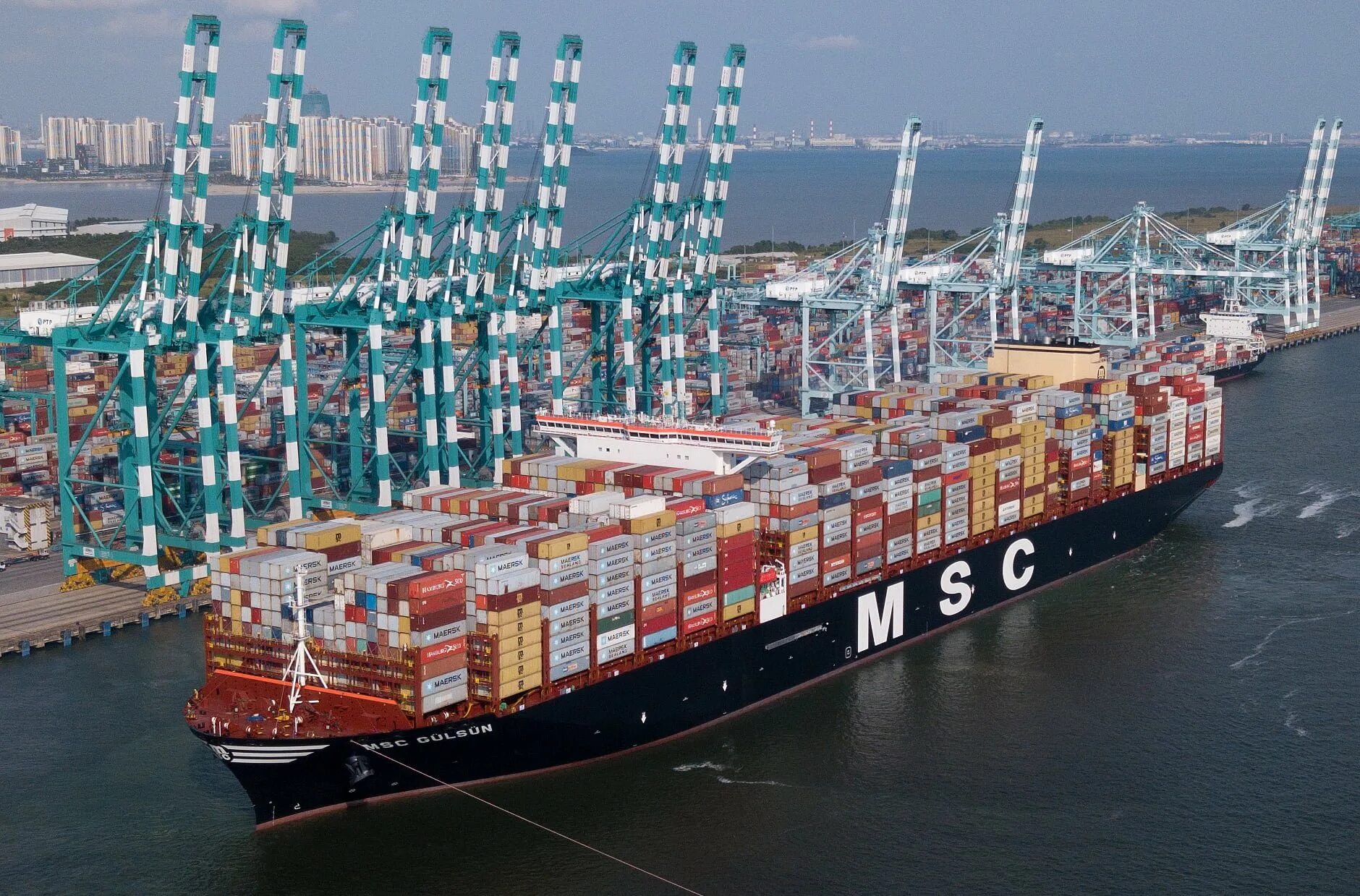 Sources msc. Контейнеровоз msc gülsün. msc gulsun крупнейший в мире контейнеровоз. контейнеровоз в мире – msc gülsün.. контейнеровоз маерск 400 метров.