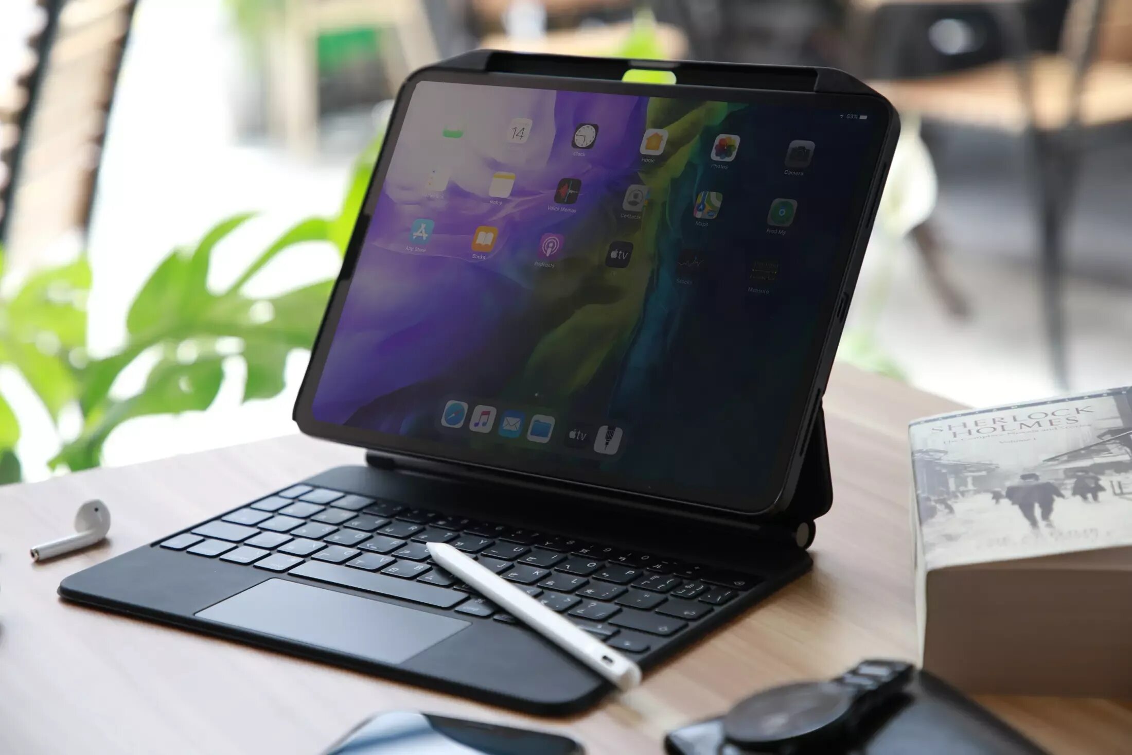 Magic keyboard 12.9