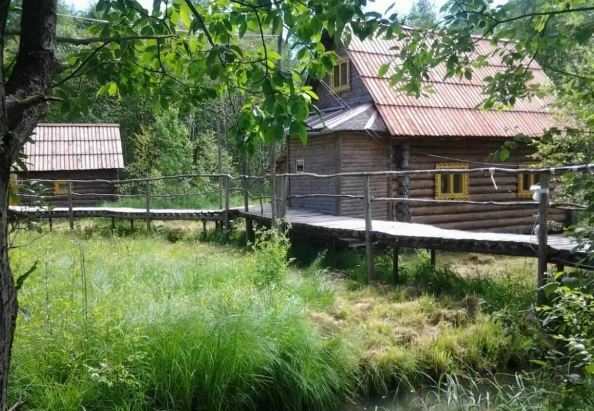 База отдыха деревенька чебаркуль. Баз в деревне. Веселая деревня база отдыха заречный. Турбаза вохотка ленинградская область. Туристическая деревня заречное пермь.