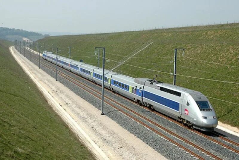 Поезд развил максимальную скорость. Франция, tgv pos – 574 кмч. tgv 574 кмч. tgv pos поезд. tgv duplex 574 кмч.