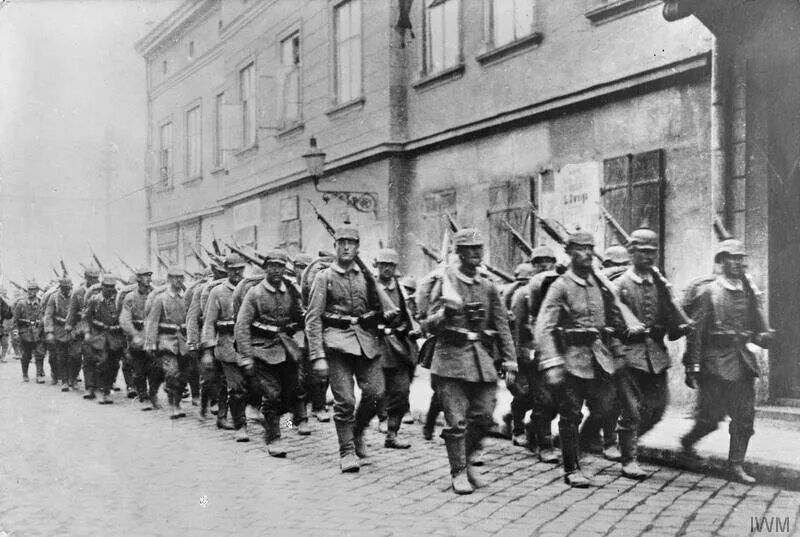 Германский блок в первой мировой войне. Солдаты Кайзера 1914-1918. Немецкие солдаты первой мировой войны маршируют. Германская Имперская армия 1914.