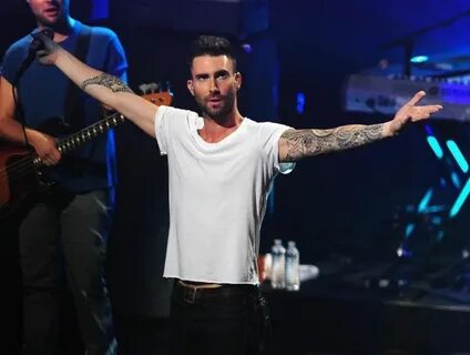 Adam поют