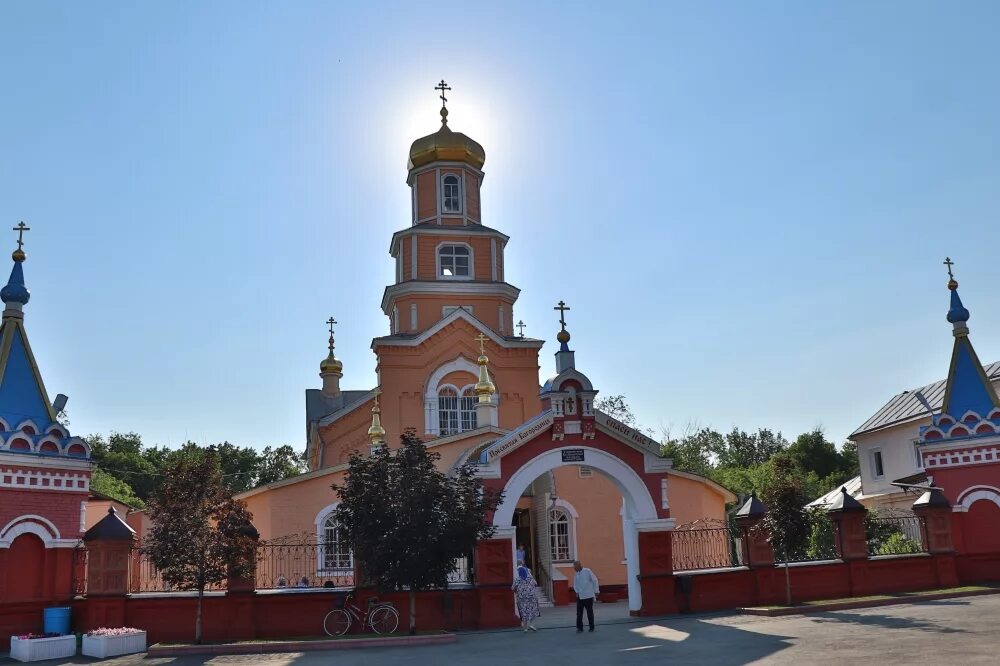 Женский тихвинский монастырь бузулук. Женский тихвинский монастырь бузулук. Бузулукский тихвинский женский монастырь. Свято тихвинский монастырь бузулук. Свято тихвинский монастырь бузулук.