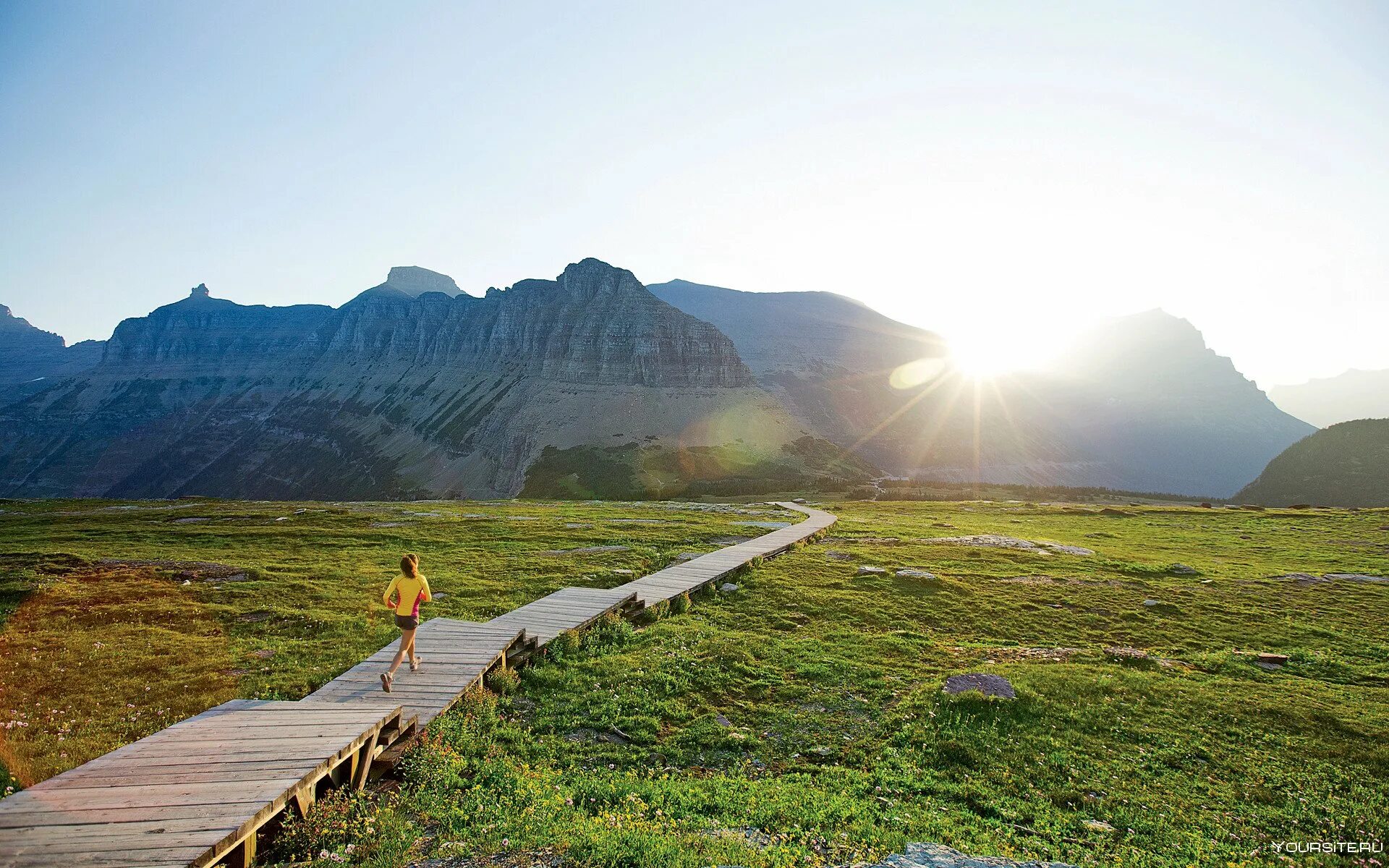 Подножье белухи горный алтай. Гора-аха. Колдовское озеро - швейцарские альпы, вершина штокхорн. Место под горой. Место под горой.