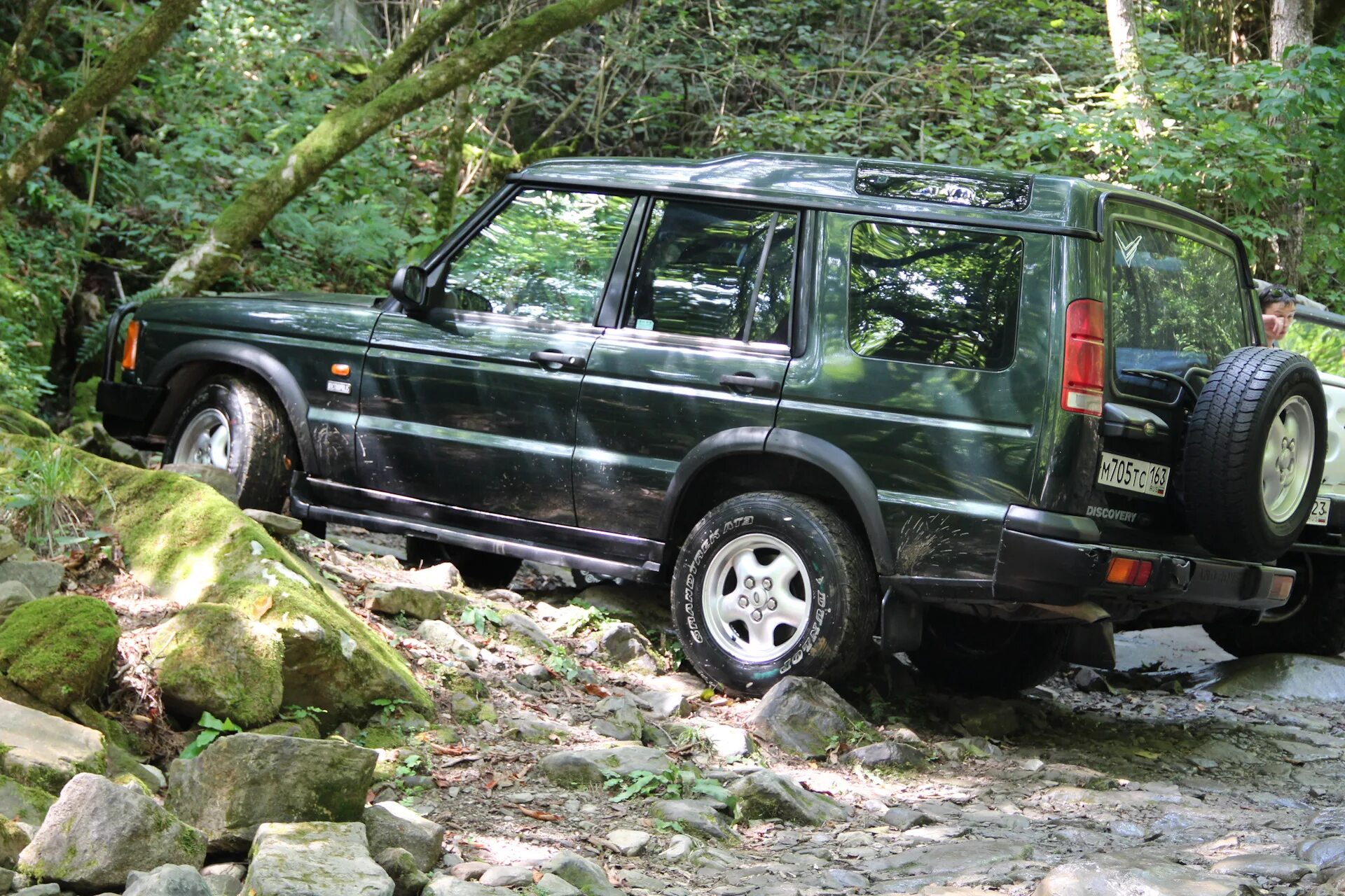 Дискавери своими руками. Land Rover Discovery 2. Свап ленд Ровер Дискавери 2. Land Rover Discovery 2 35 колеса. Land Rover Discovery 2.5 at.