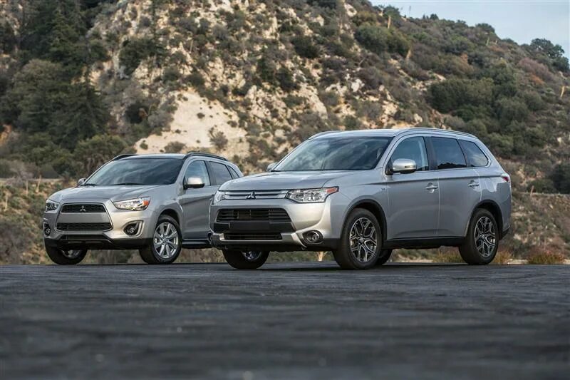 Митсубиси аутлендер gt. Mitsubishi outlander gt. Мицубиси аутлендер 2018. Митсубиши аутлендер 2018. Митсубиси аутлендер 2000.