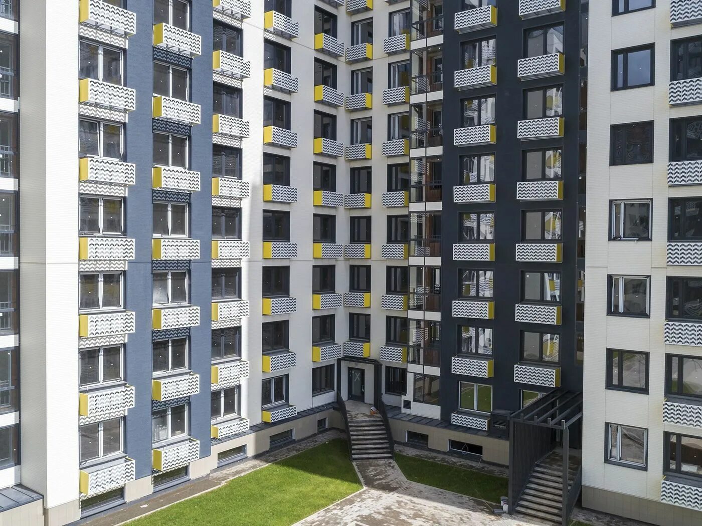 Однокомнатная квартира коммунарка. Новая звезда 2 крост. Метро коммунарка снаружи. Коммунарка метро бачуринская. Гарден парк коммунарка.