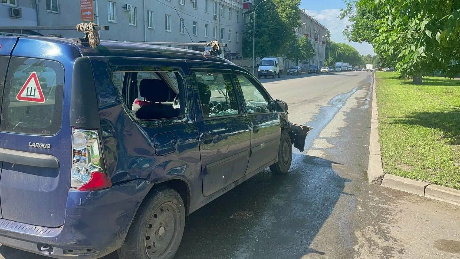 Стерлитамак дтп ларгус. Ларгус оренбург уфа. Разбор ларгус в москве. Водитель ларгус уфа. Водитель ларгус уфа.