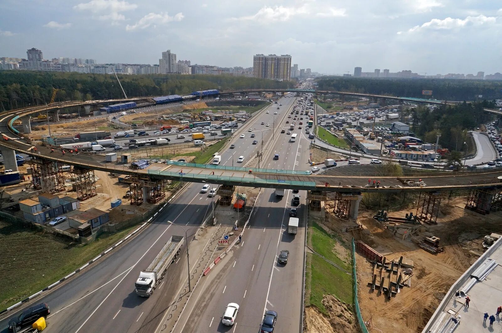 Проект развязки ул волочаевская красноярск. Строится развязка. Северо-восточная хорда косинское шоссе. Развязка мкад каширское шоссе. Строится развязка.