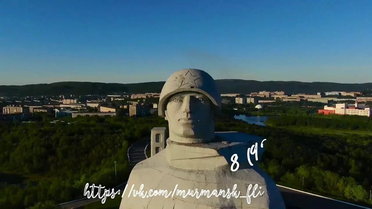 Город где стоит алеша. Памятник алеше в мурманске. монумент алеша в мурманске. мурманский алеша памятник. статуя алеши в мурманске.