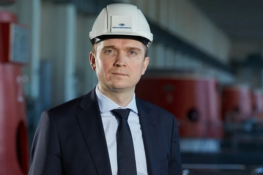 Максидов анатолий. Михаил хардиков en+. Бизнес люди. Каспийский завод листового стекла дагестан. Бизнес переговоры.