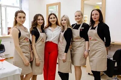 Владелец салон красоты