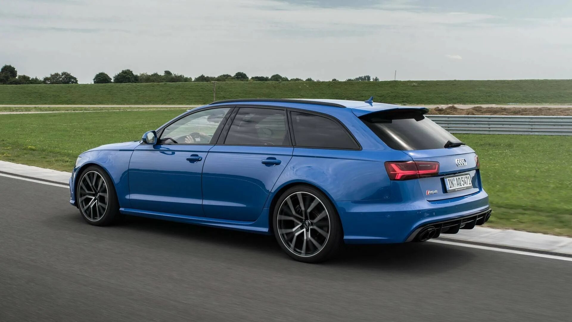 Audi rs6 avant универсал. Ауди rs6 avant 2021. Ауди rs7 avant 2021. Audi s6 iv (c7). Ауди 7 универсал.