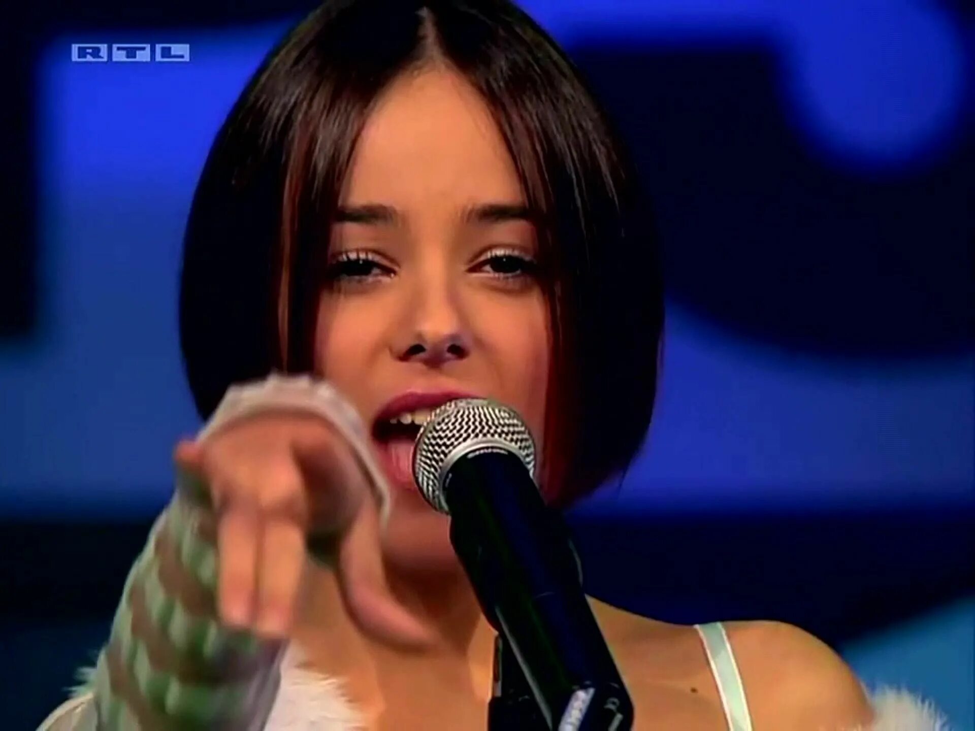 Alizee 2022. Ализе певица 2020. Ализе французская певица. Певица француженка ализе. Alizée сейчас.