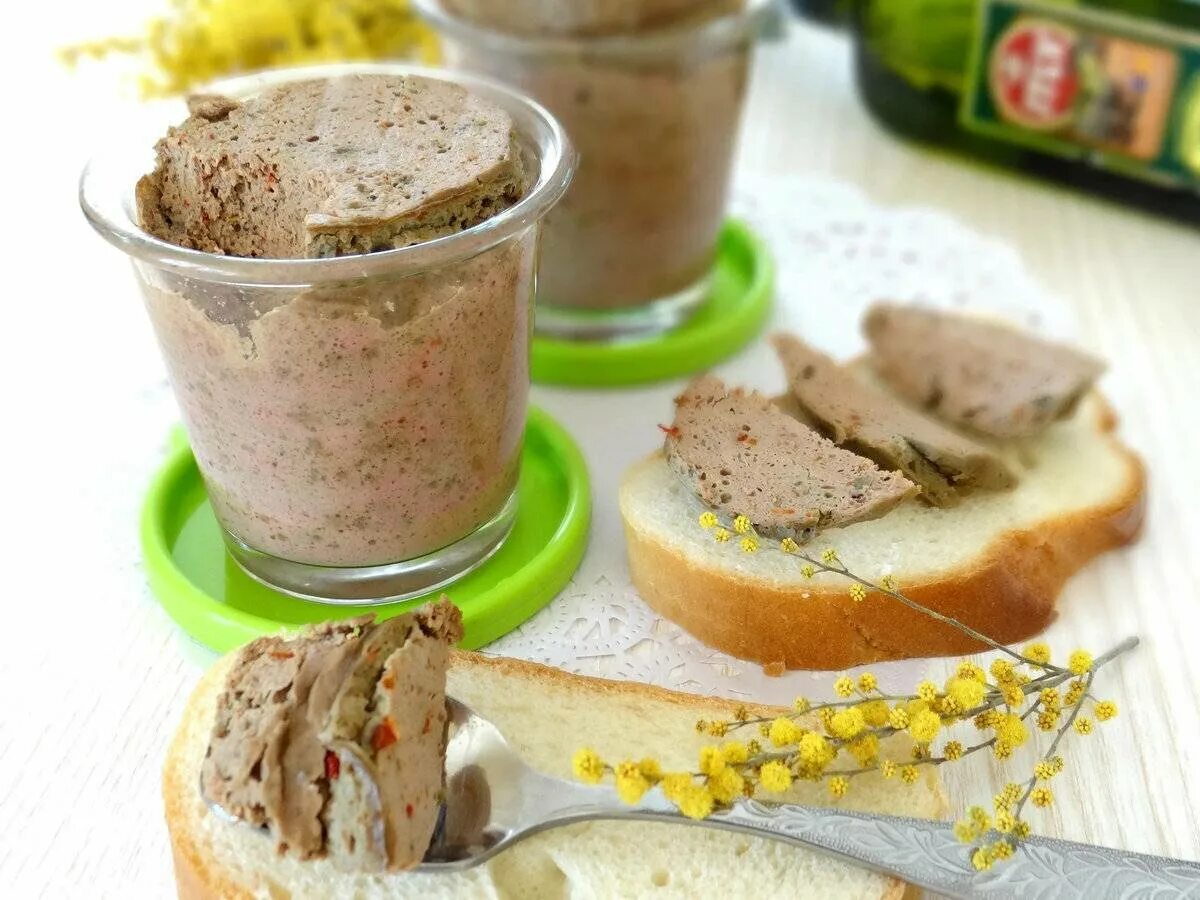 Паштет куриный пп. Паштет. паштет из печени. паштет куриный. паштет печеночный домашний.