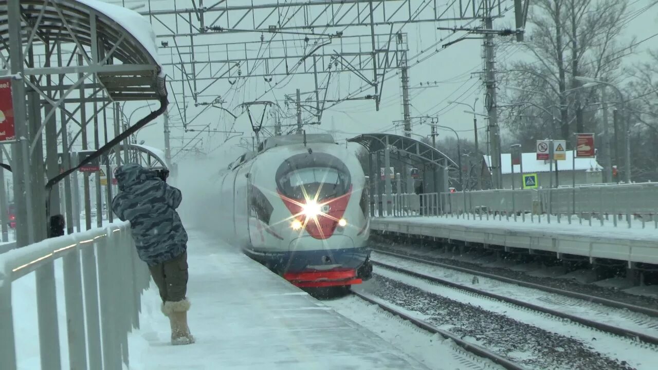 Сапсан рославль. Сапсан эвс1-15. эвс1 15. сапсан 0015. сапсан тосно.