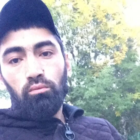 Чьими таджики. FGOT таджик. Таджик с бородой. Узбек с бородой. Таджичка с бородой.