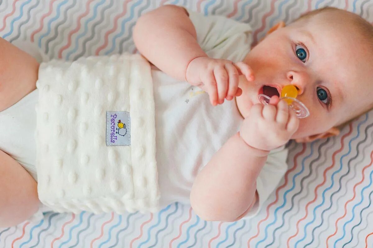 Сонная игрушка для ребенка. Canbebe подгузники. Тепло для новорожденных. Антиколиковый пояс для новорожденных. Тепло для новорожденных.