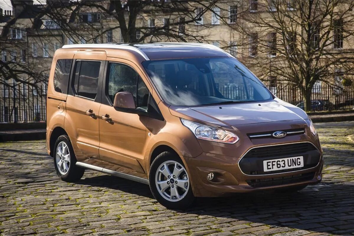 Купить форд торнео бу. Ford Tourneo connect 2014. Ford Tourneo 2014. Форд Tourneo connect. Ford Tourneo 2006-2014 connect.