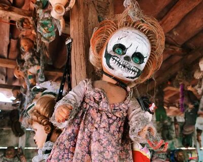 Остров кукол в Мексике.