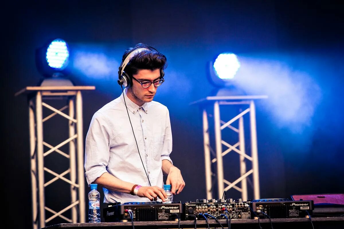 Ray day. концерт royksopp. рюкзак с ортопедической спинкой coocazoo ray day 24l checkmate blue red. Royksopp - senior (lp '2018). группа röyksopp.