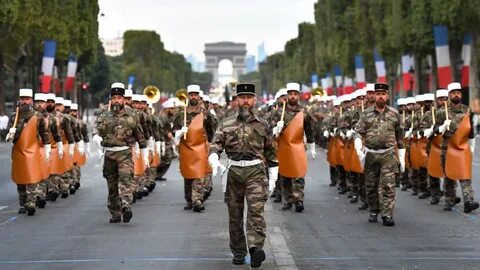 Парад иностранцы