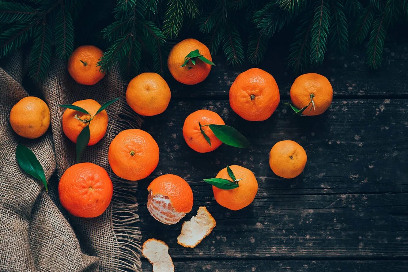 гора мандаринов. оверсайз мандарины. мандарин zniber производитель. мандарин медовка. мандарины гауда.