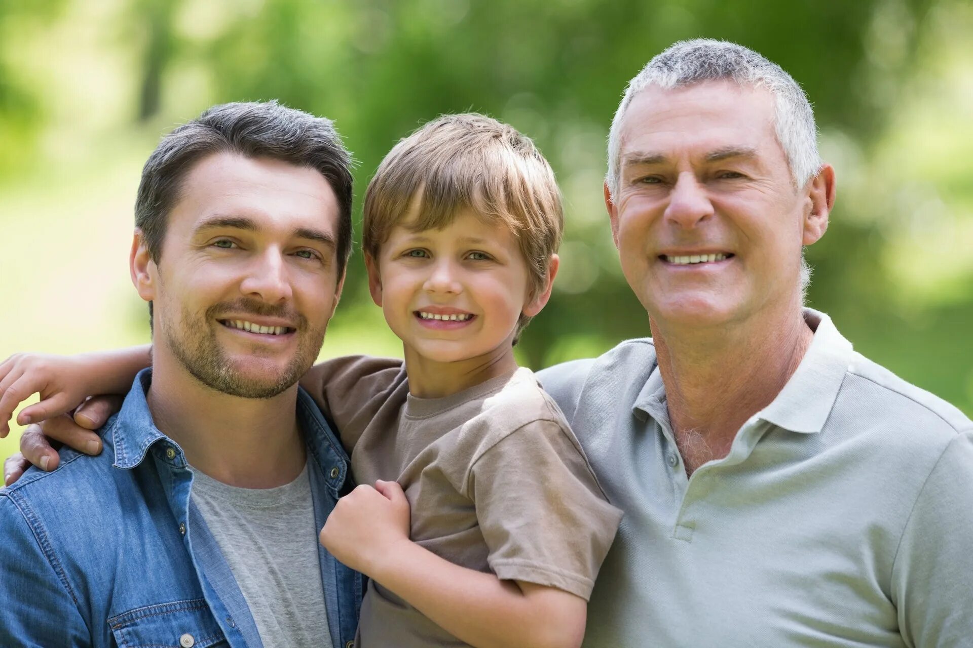 Brother grandfather. Отец и сын. Мужчины разных возрастов. Семья несколько поколений. Три поколения мужчин в семье.