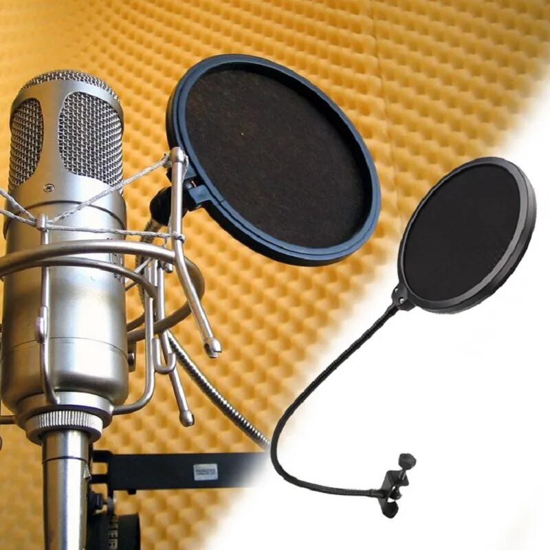 Зачем нужен поп фильтр для микрофона. Microphone pop filter. студийный микрофон с поп фильтром. микрофон в студии. конденсаторный микрофон с поп фильтром.