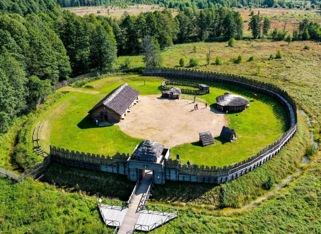 ботайская культура поселения. археологические музеи под открытым небом. археологический музей-заповедник «горгиппия». археологический музей беловежской пущи, беларусь. археологический заповедник горгиппия анапа.