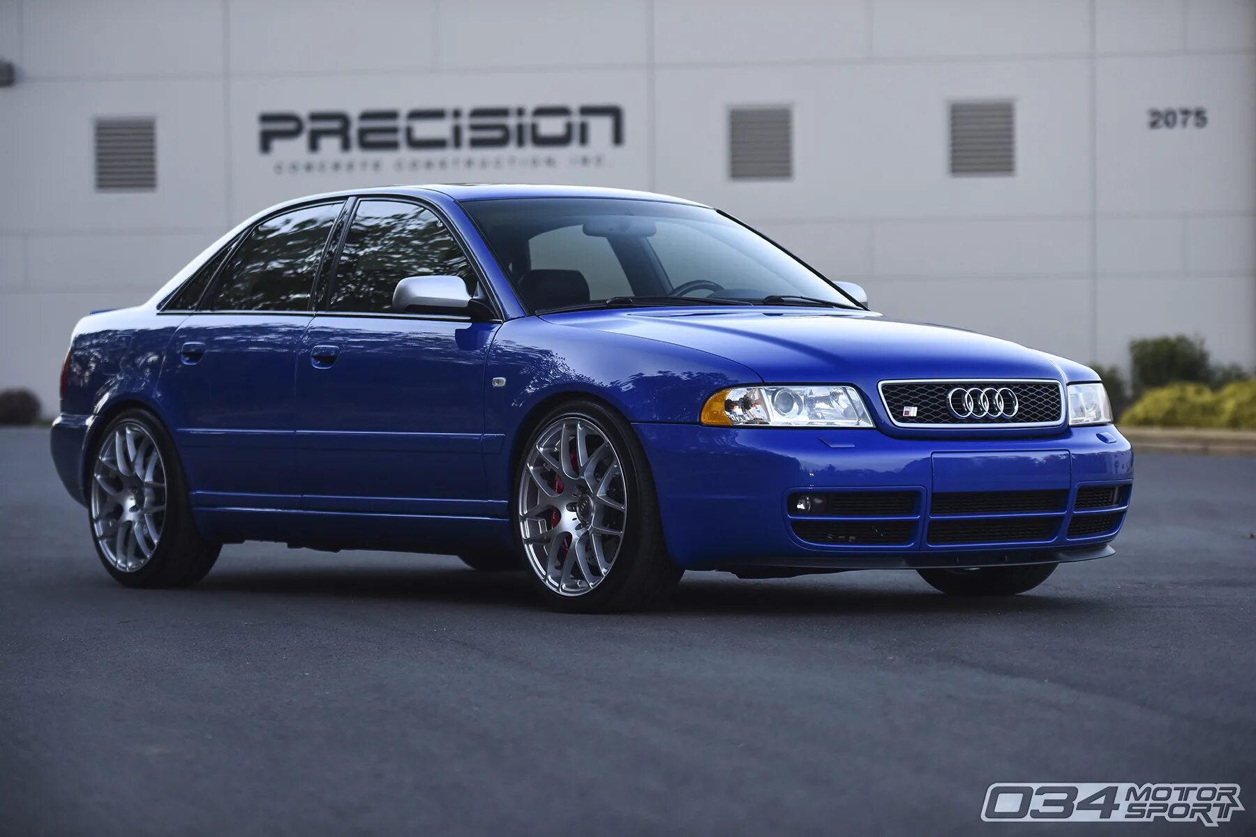 Б 5 х 2. Audi a4 b5 s4. Audi s4 1998. Audi a4 b5 Blue. Ауди s4 1998.