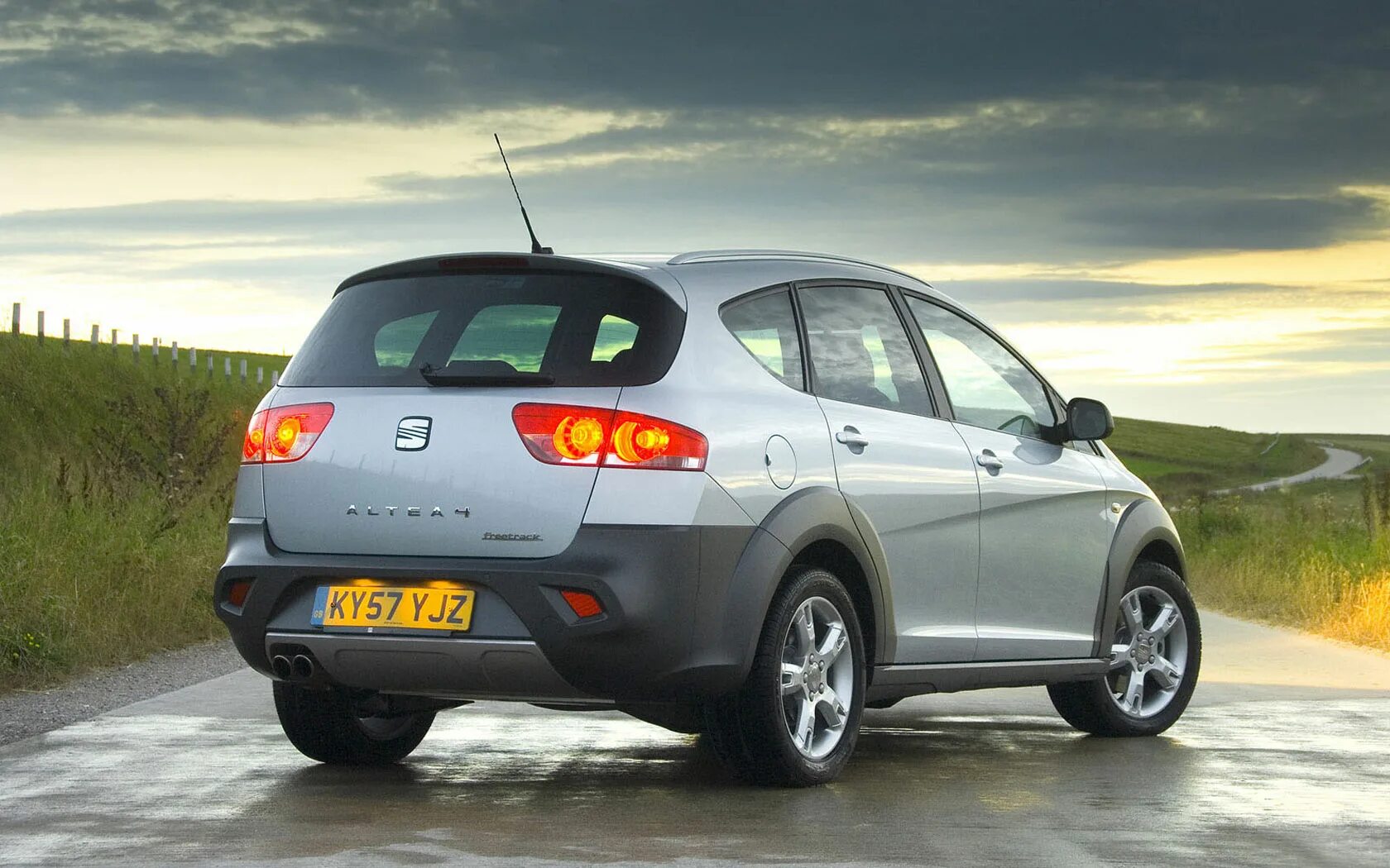 Seat freetrack 4x4. Seat altea freetrack 2. Seat altea freetrack. Seat freetrack. Сеат альтеа фритрек.