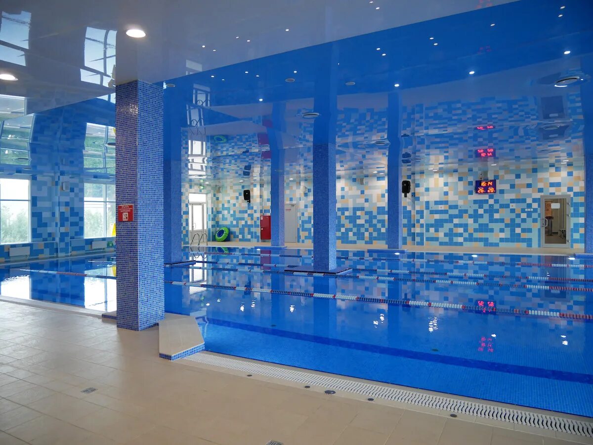 Фитнес парк пражская. Фитнес парк отзывы. Фитнес парк чертаново. Фитнес парк. Рица парк тренажерный зал.