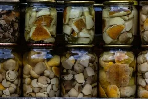Вздулась банка с маринованными грибами что делать