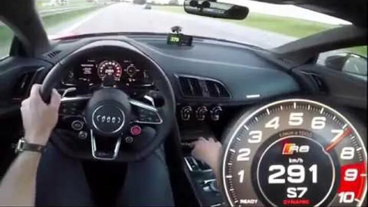 Audi crash 300 km/h. Ограничение скорости 300 км/ч. Максимальная скорость 300 км ч. Бмв спидометр 400 км/ч. Спидометр ауди а6.