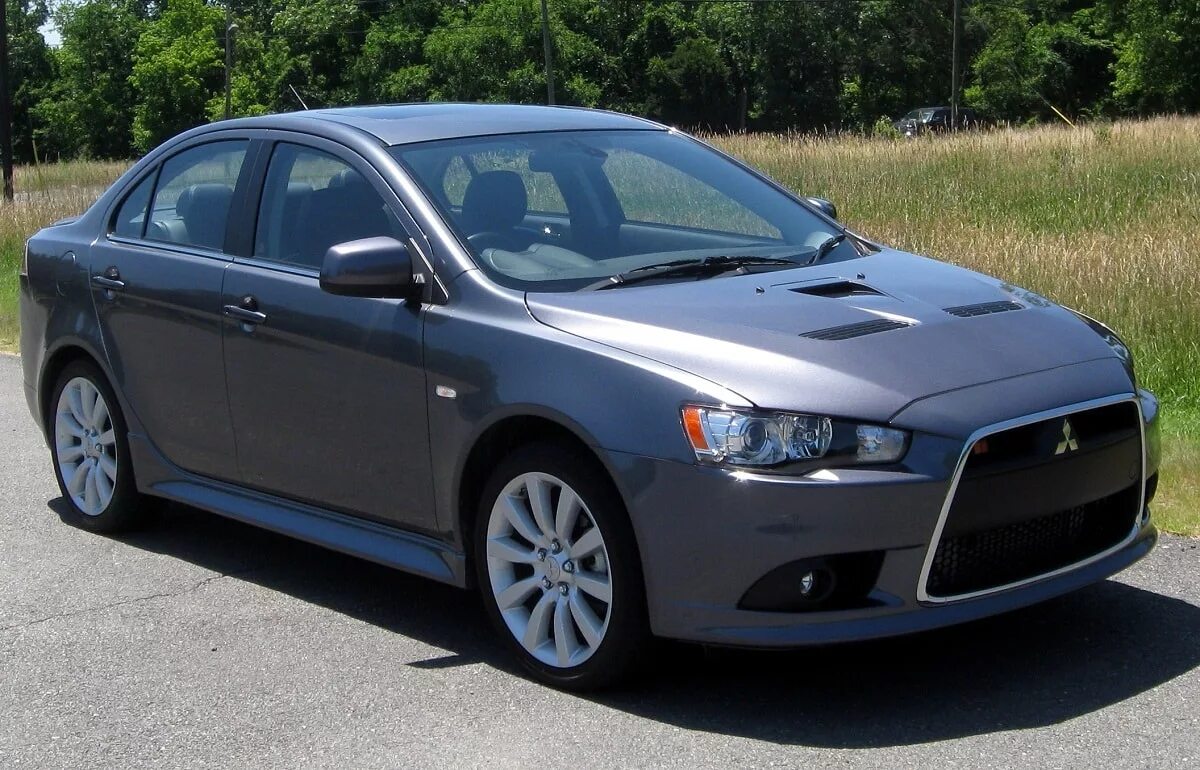 Мицубиси 10. Mitsubishi Lancer 10. Митсубиси Лансер 10 x. Мицубиси ланцер 10. Мицубиси Лансер Лансер 10.