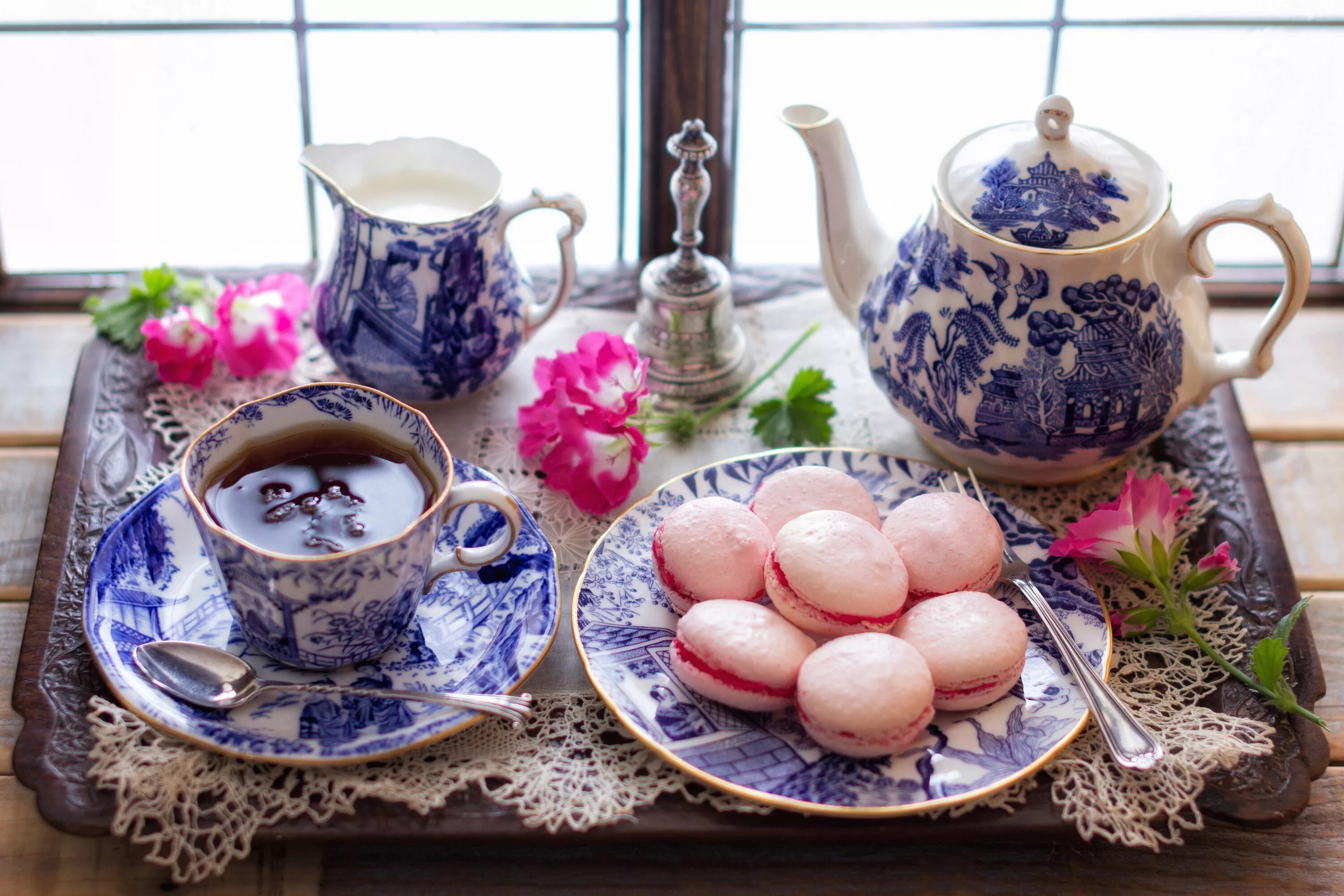 Красивое чаепитие картинки. Чаепитие. Красивый чай. Красивая чашка с чаем. Утреннее чаепитие.