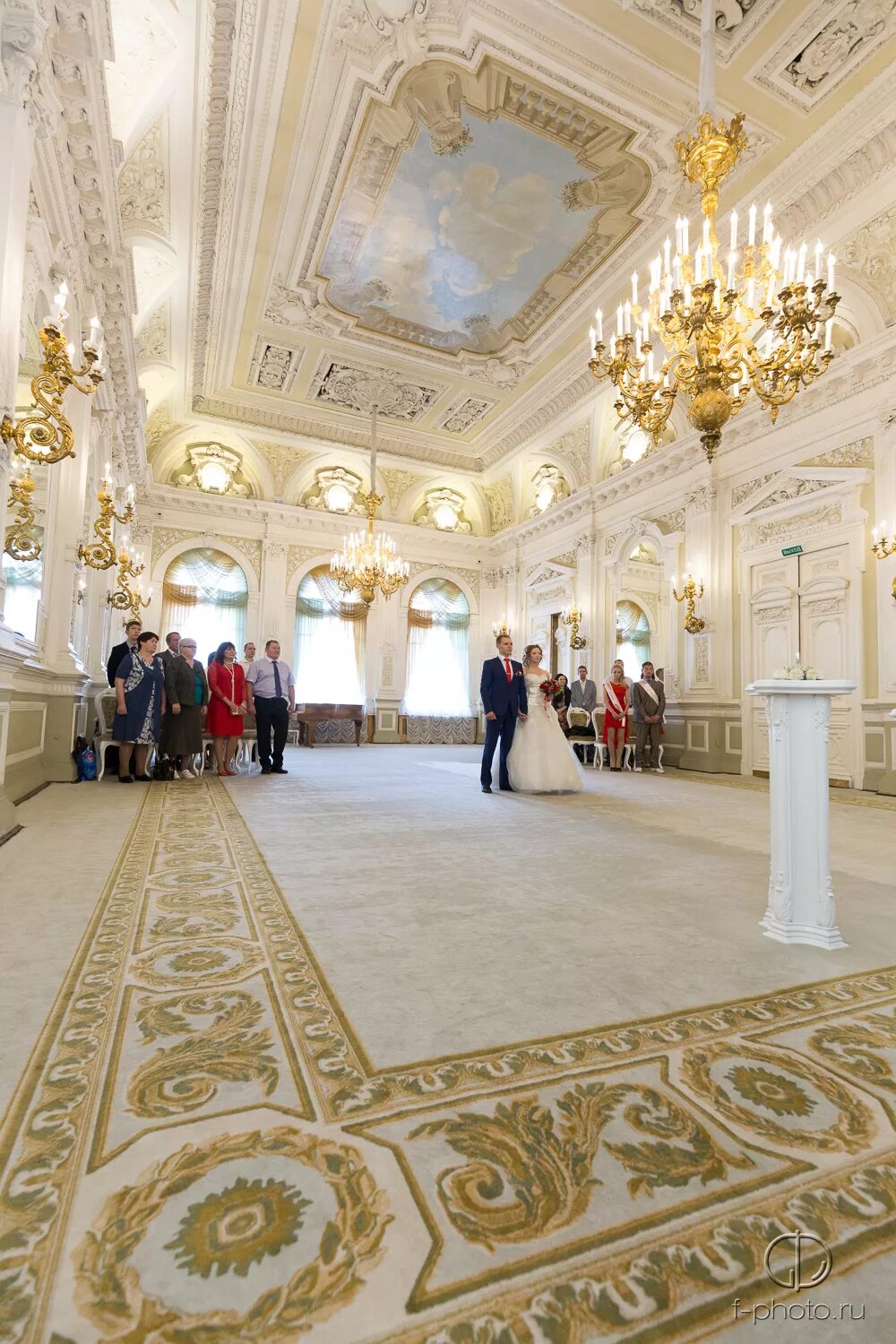 Дворец бракосочетания 1 санкт-петербург. Дворец бракосочетания 1 санкт-петербург большой зал. Дворец бракосочетания 1 малый зал. Дворец бракосочетания 1 спб. Большой дворец бракосочетания.