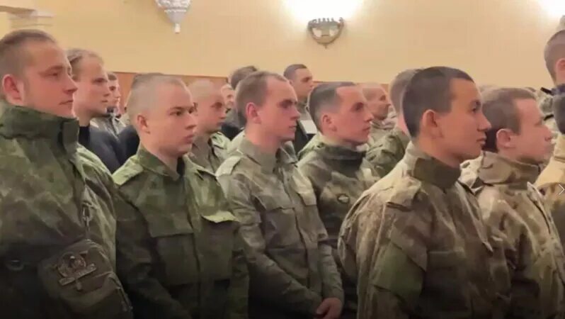 Проводы солдата. Осенний призыв в армию. Осень мобилизация. Армия мобилизация. Мобилизованные военнослужащие.