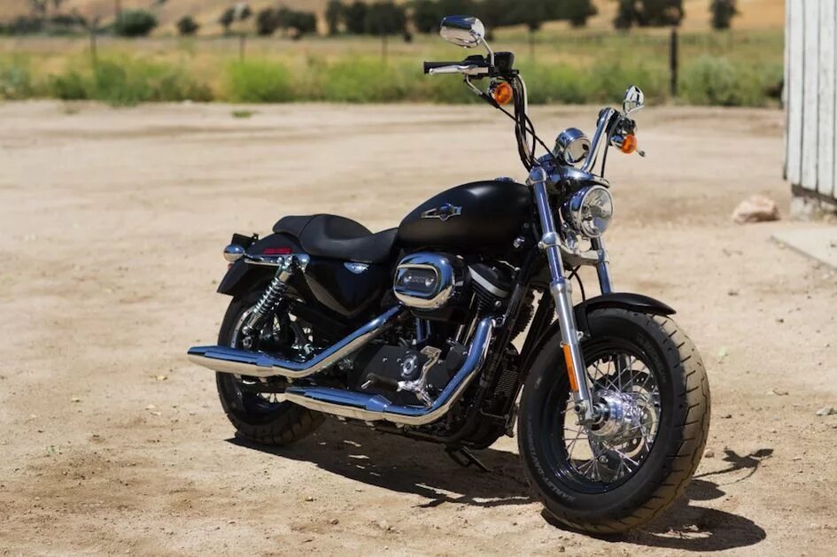 Мотоцикл harley davidson xl 1200ca. Харлей дэвидсон спортстер 1200 айрон. Harley davidson sportster 1200 xl. Harley davidson sportster 1200. Harley davidson sportster 1200.