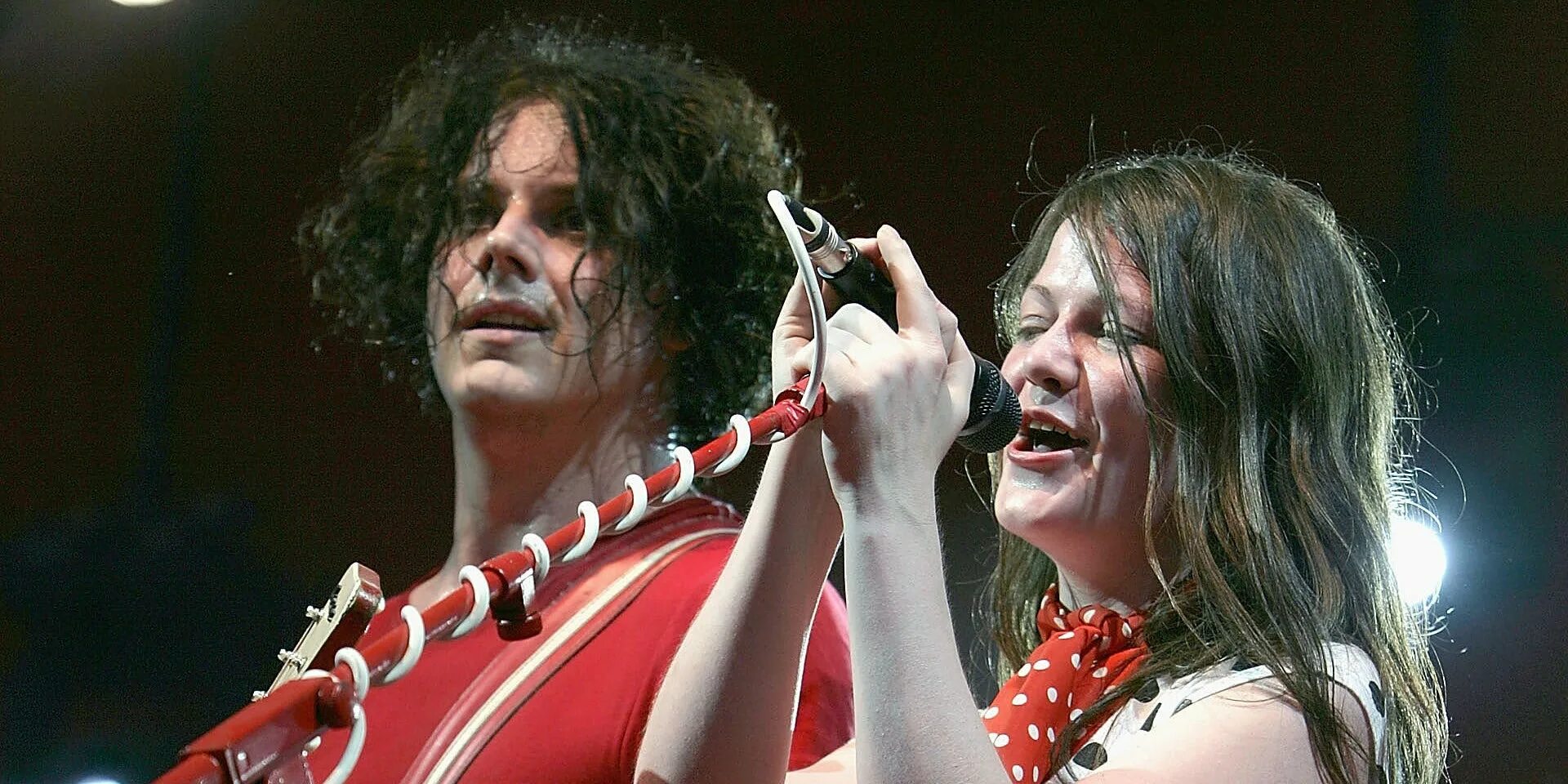 Jack speak. Группа the White Stripes. The White Stripes Мег Уайт. The White Stripes сейчас. Группа the White Stripes 2022.