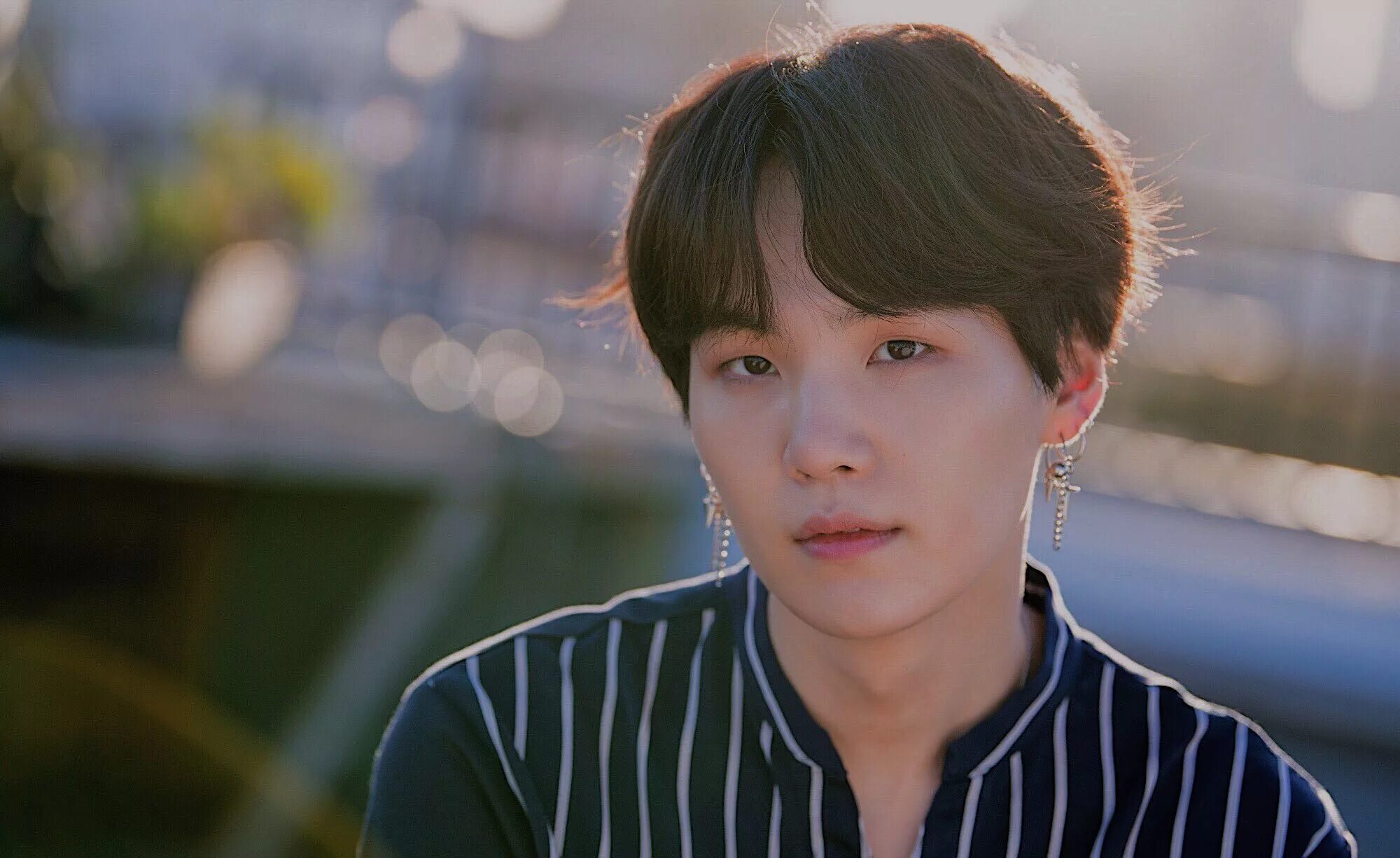 Шуга бтс. Bts юнги. Шуга из бтс. Шуга из bts. Ги ви.