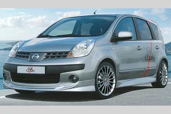 Накладки на фары и шилдик . - Nissan Note (1G), 1,4 л, 2013 года стайлинг DRIVE2