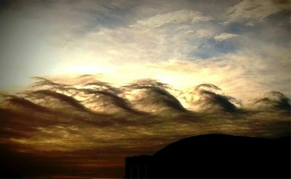 Celestial wave