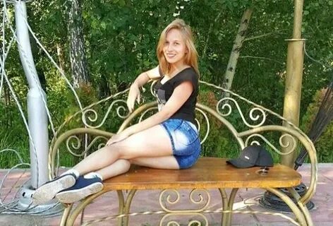 Студентка катя