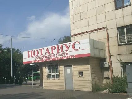Космонавтов 60